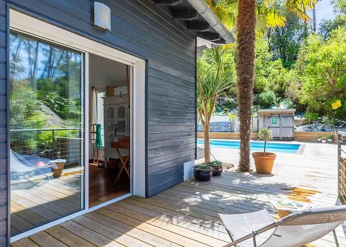 D'architecte Avec Piscine Chauffee Et Borne De Recharge, Parfaite Pour Des En Famille - Fr-1-791-4 *