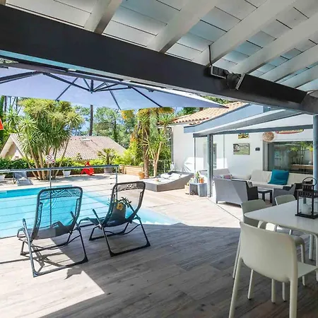 Villa D'architecte Avec Piscine Chauffee Et Borne De Recharge, Parfaite Pour Des En Famille - Fr-1-791-4 Soorts-Hossegor